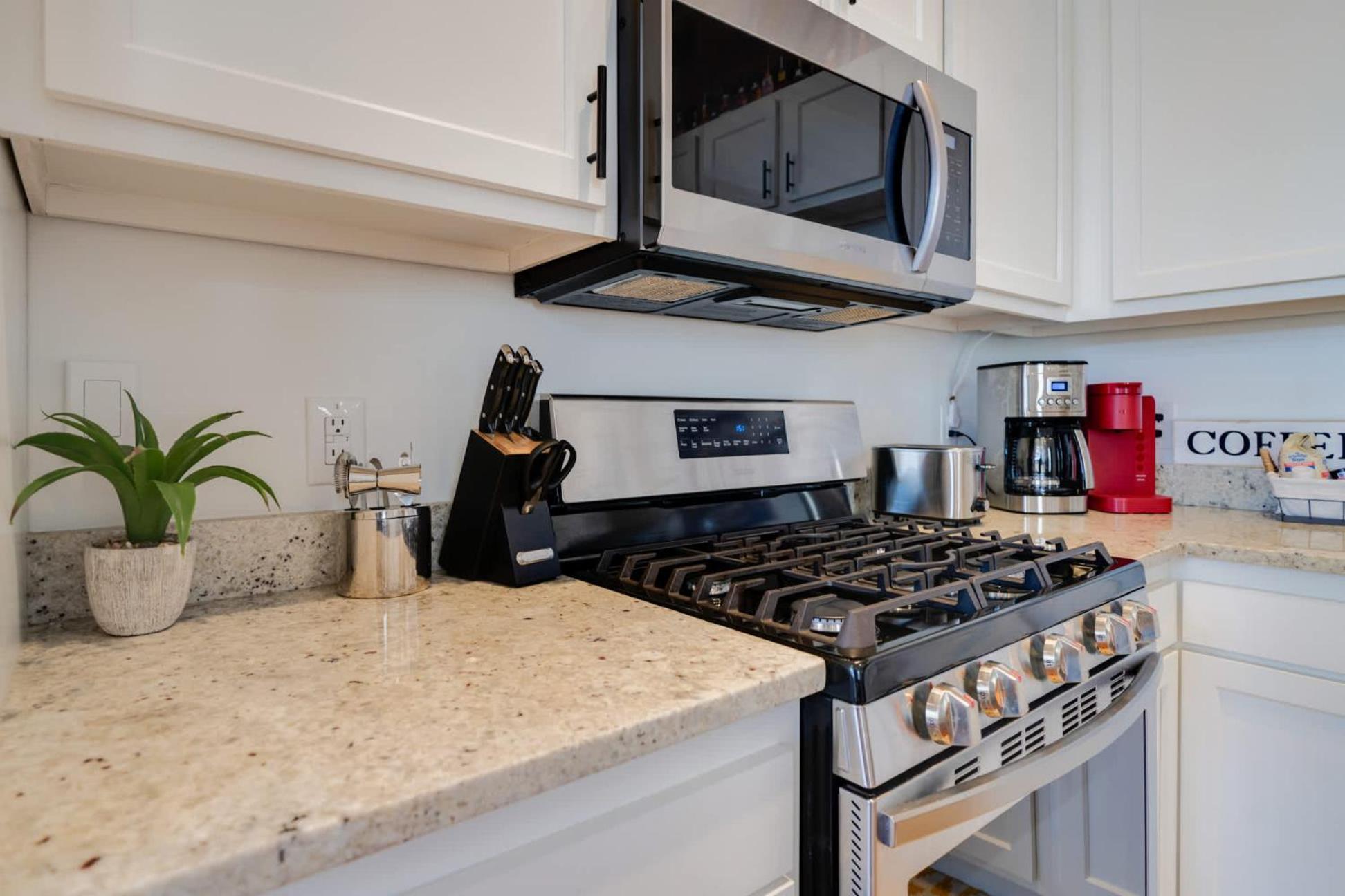Holiday home Classic With Contemporary Upgrades